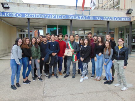 Uspidali Now, gli studenti donano la "prima pietra" per il Nuovo Ospedale di San Gavino