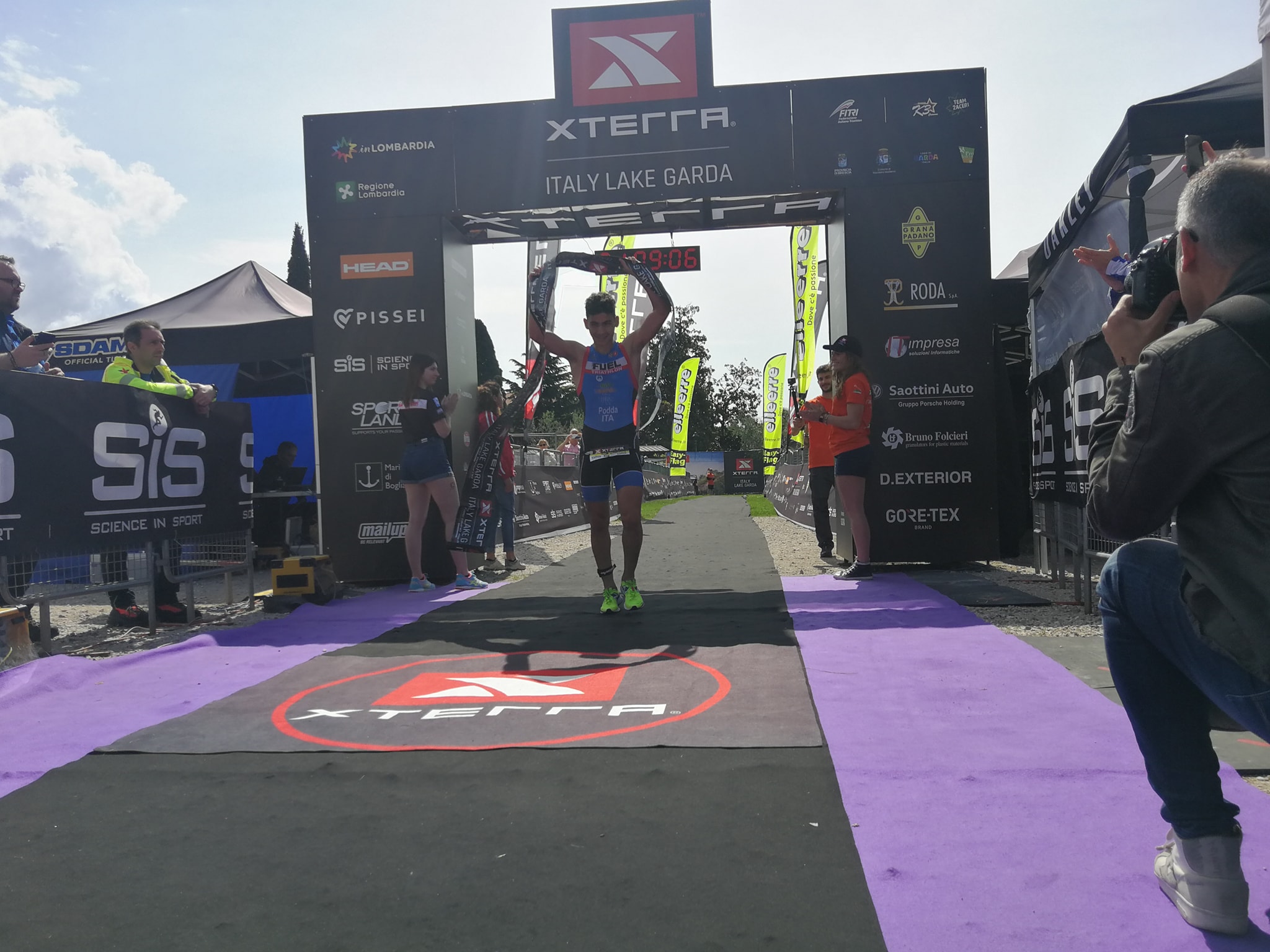 Francesco Podda vince l’XTERRA Italy Lake Garda Triathlon Sprint