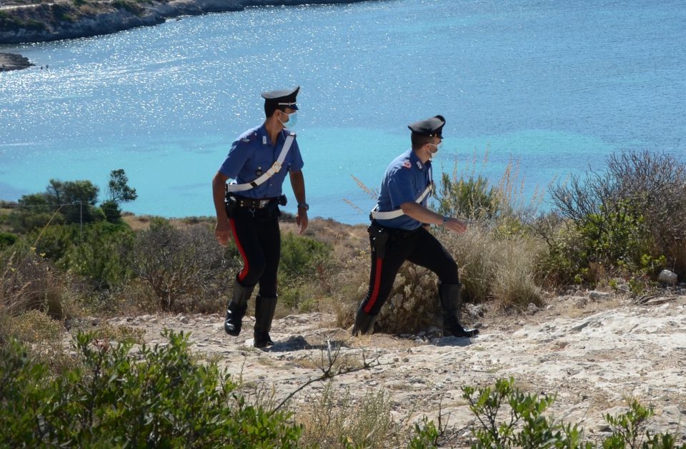 Piscinas, furti alle auto in sosta ma il colpo va male: refurtiva rintracciata grazie al GPS