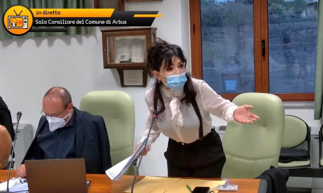 Arbus, Comune commissariato: parla la consigliera Monia Marrocu