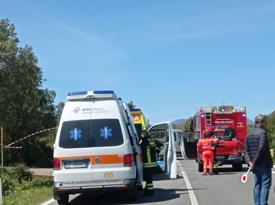 Grave incidente sulla SS 196, traffico bloccato, ci sono feriti